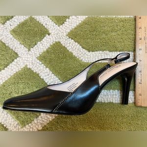 New Anne Klein Doreen black sling back heels 8.5